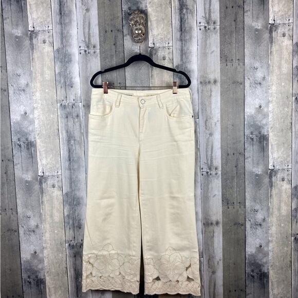 Anthropologie White Pilcro Stet Mid-rise Cutout Flare Leg Jeans Size 29 Petite - Picture 1 of 15